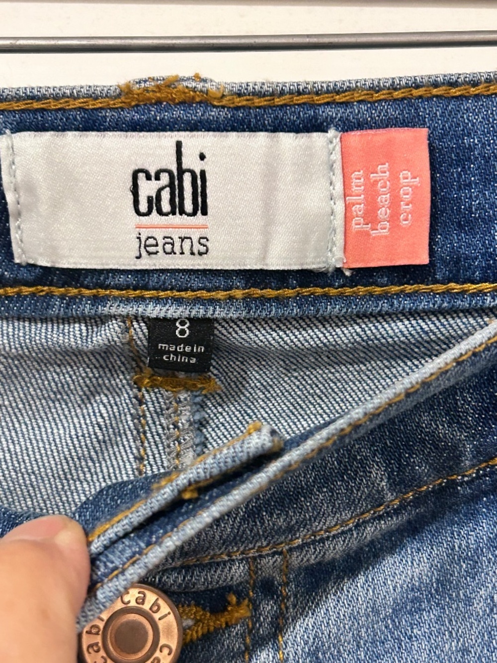 Cabi Palm Beach Crop in Denim Size 8 - Picture 14 of 16